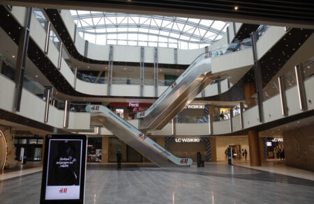 Инвестиција од 350 милиони евра и нови 1.000 работни места: Отворен „Дајмонд мол“